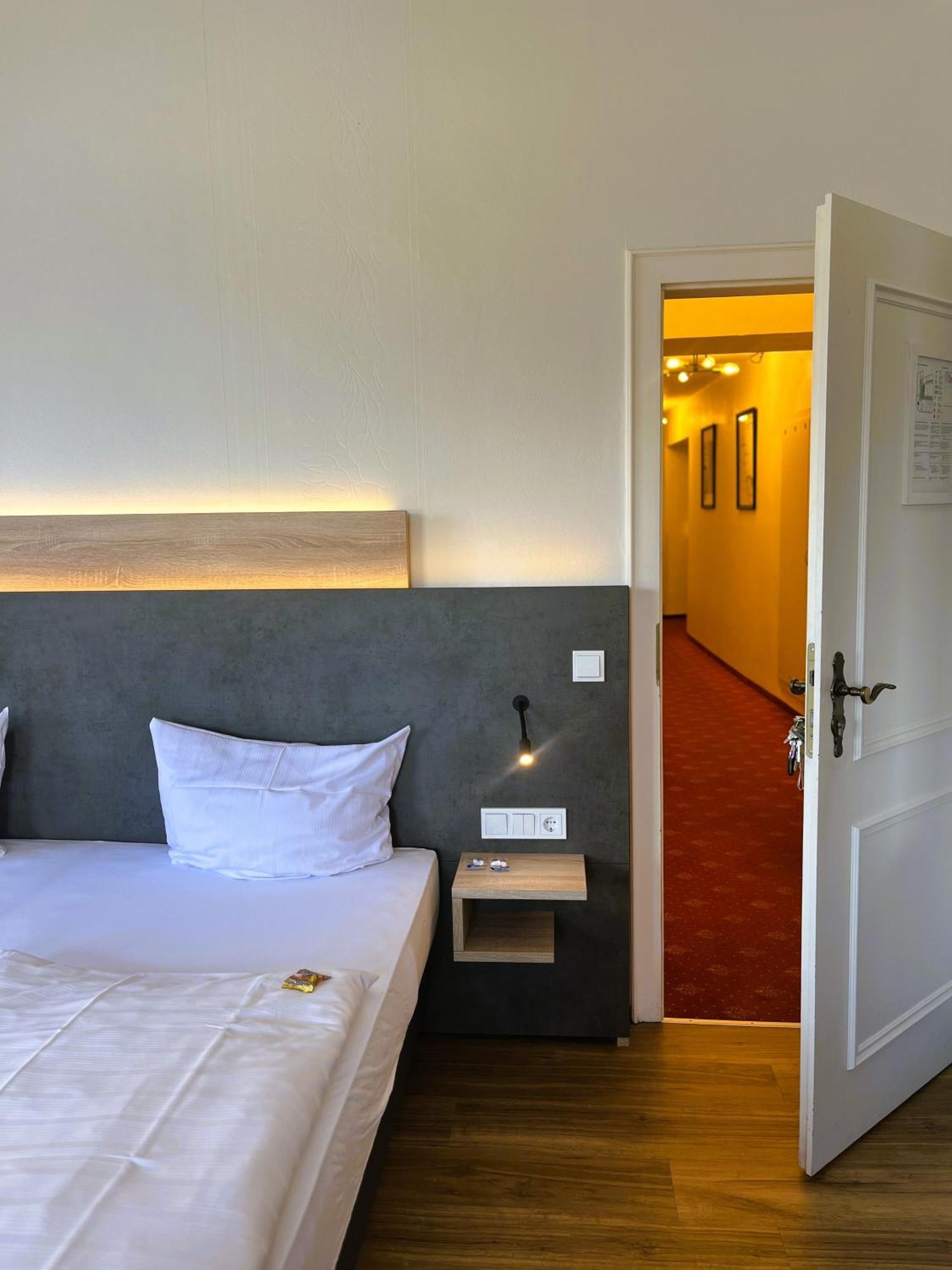 Moselhotel Roemischer Kaiser Bernkastel-Kues Eksteriør bilde